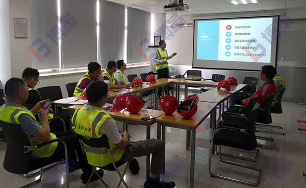 中天科技TPM項目組成員上海考察現場